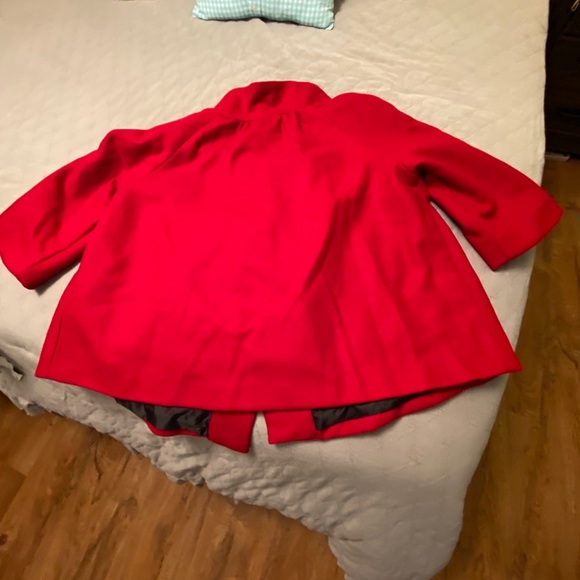 Cropped coat - Picture 3 of 3